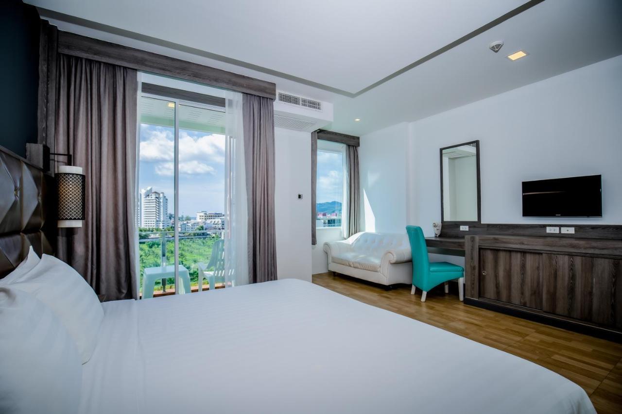 Add Plus Hotel & Spa Patong Esterno foto